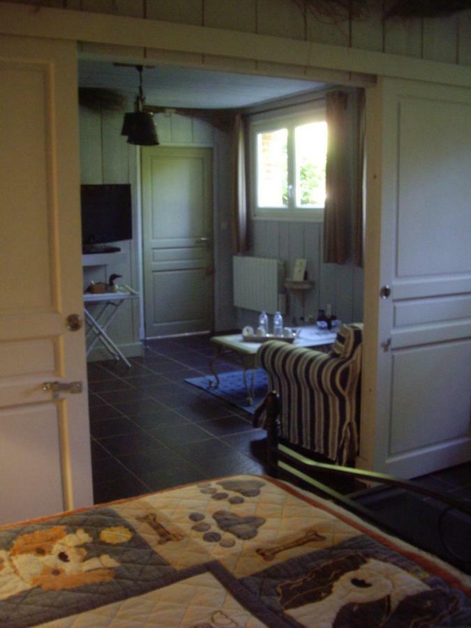 La Grange Des Marettes Bed & Breakfast Cléres Eksteriør bilde